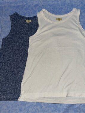 True Craft White & Navy Blue Tank Top Set